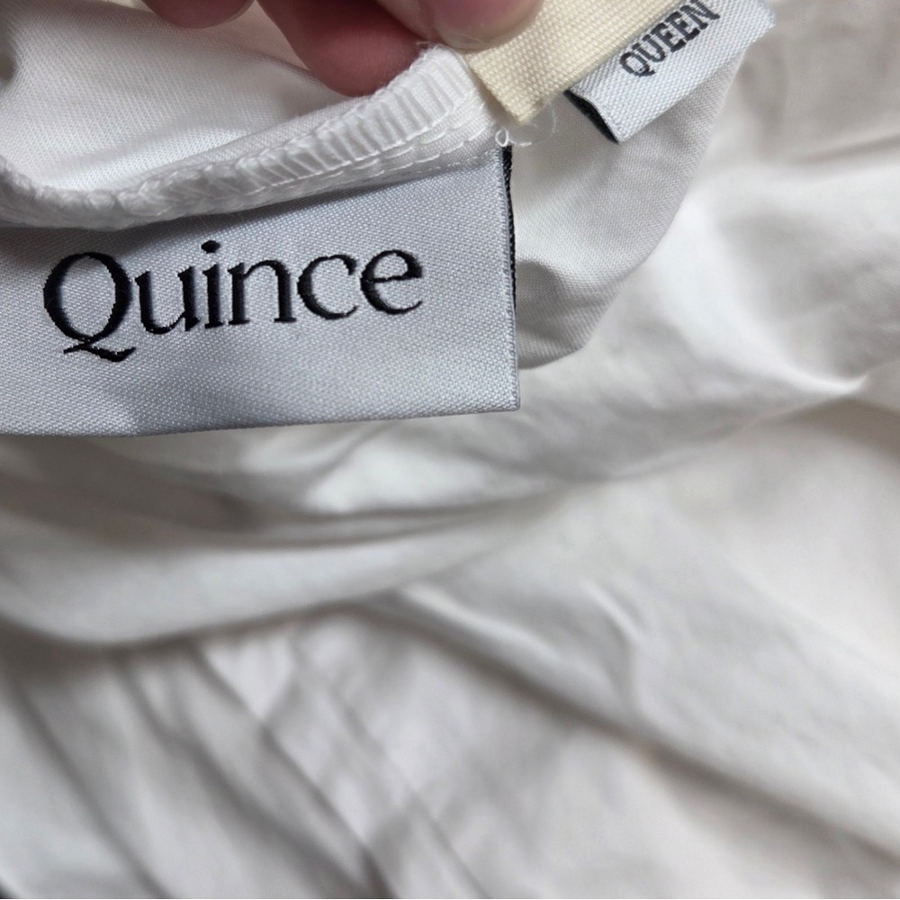 QUINCE Classic Organic Percale Sheet Set Queen White 6522 - Picture 5 of 7